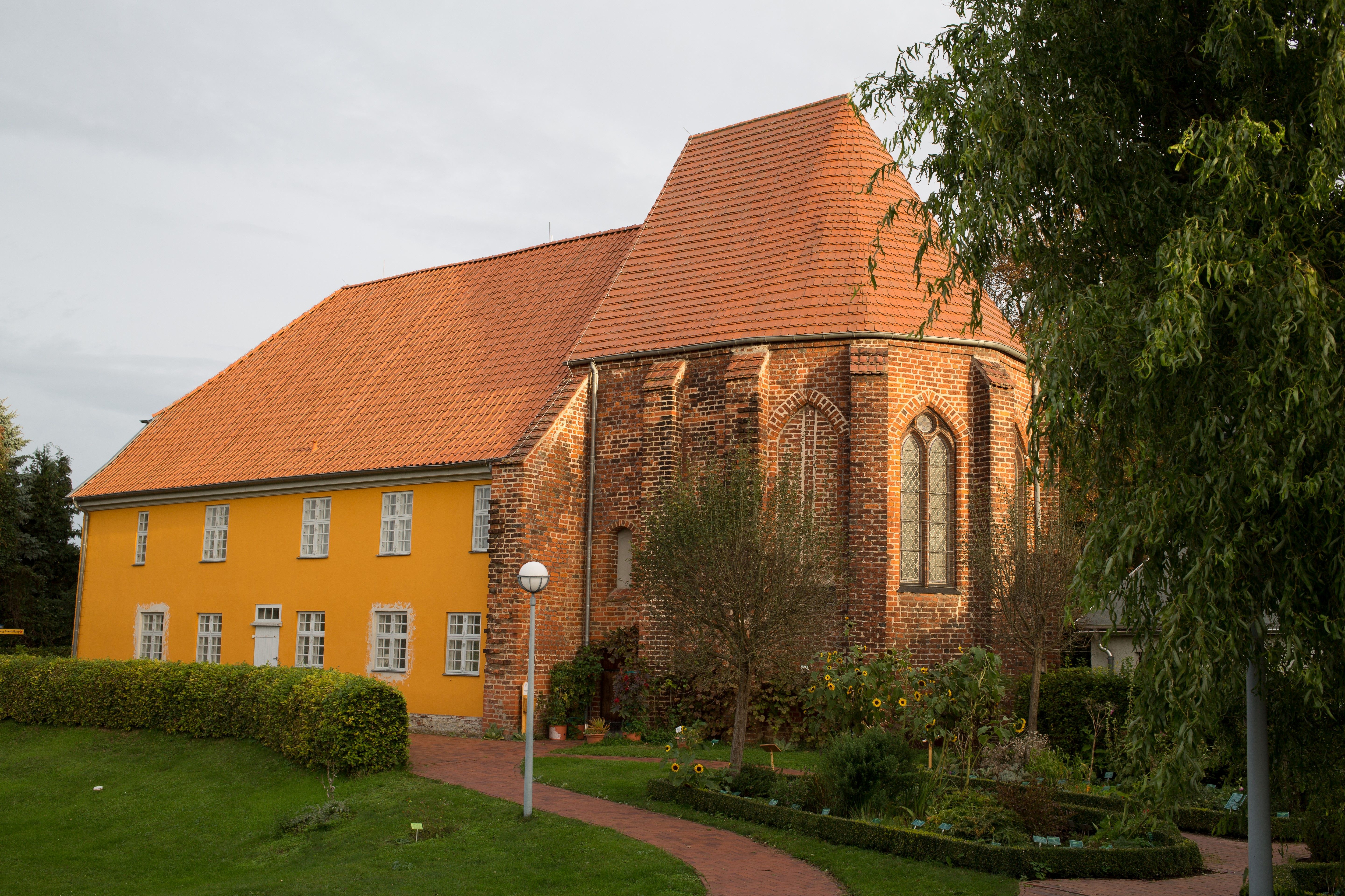 Nachts im Museum – Bibelzentrum Barth